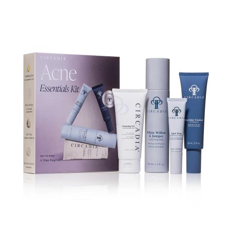 Kit met vier Circadia Acne Essentials producten: Mandelic Acid Cleansing Gel, White Willow & Juniper Clearing Mist, Spot Stop en Daytime Control.